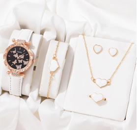 화이트 + 화이트 러브 팔찌 + 화이트 러브 액세서리