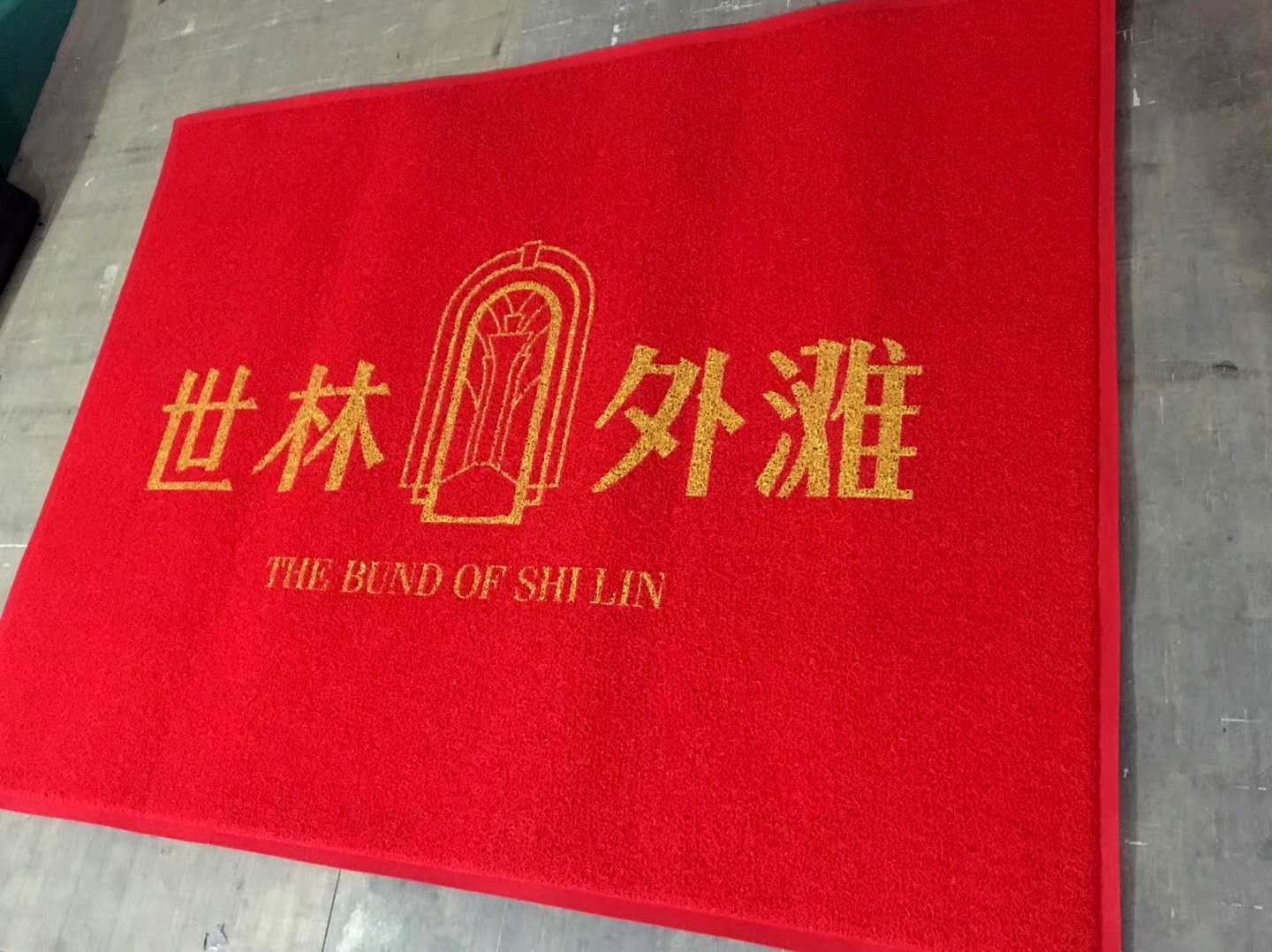 e22e751f4f43e39bdc5d4684f295bb