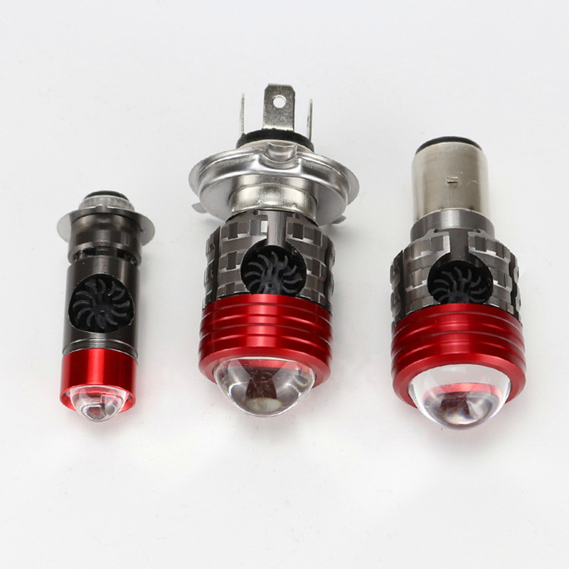 Lente de motocicleta eléctrica faro LED de luz fuerte faro de tres ruedas super brillante con bombilla grande incorporada reforma