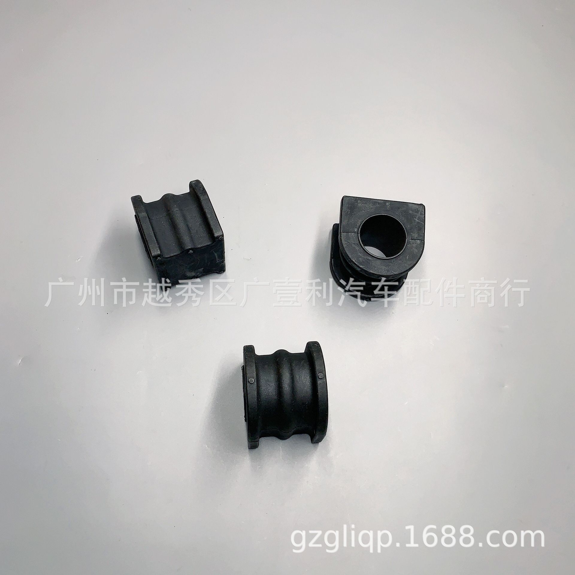 Suitable for 48815-50200 LS460 USF40 USF41 front parallel Rod rubber sleeve