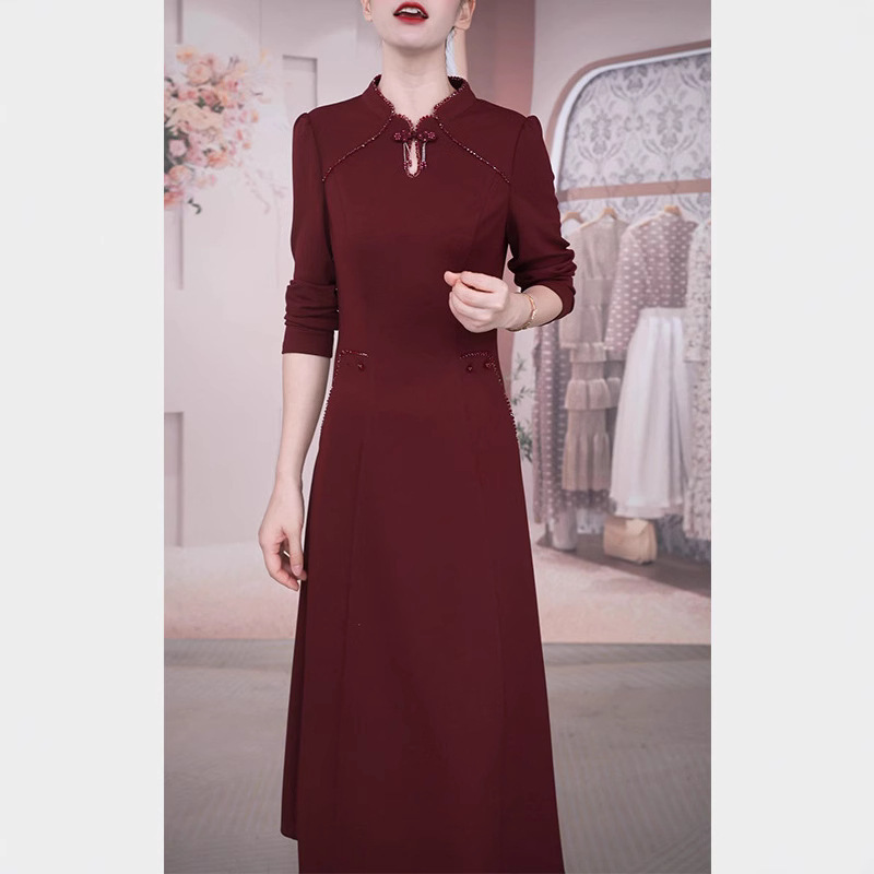 2025 Spring and Autumn New Style Wedding Banquet Dress for Mother-In-Law, Traditional Style Popular Long-Sleeve Improved Cheongsam Dress for Women 2025 Spring and Autumn New Style Wedding Banquet Dress for Mother-In-Law, Traditional Style Popular Long-Sleeve Improved Cheongsam Dress for Women