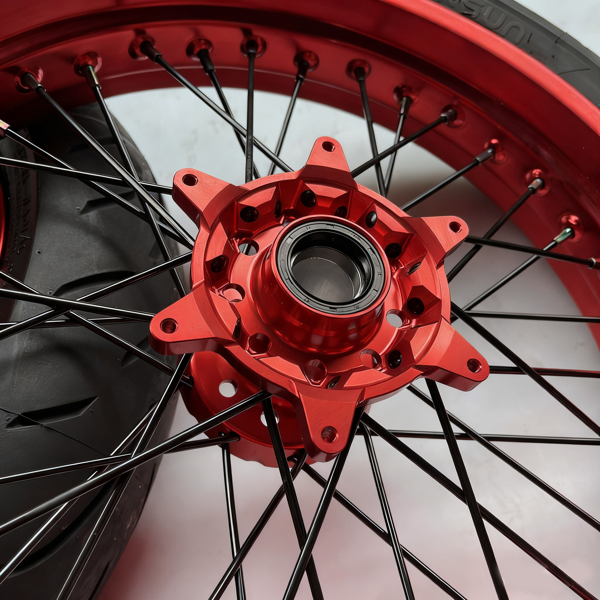 Modified Hengjian Ktm Cnc Rim 17 Aj1 Kevi K16 Off-Road Motorcycle Semi-Hot-Melt Slick Tire Hub Assembly