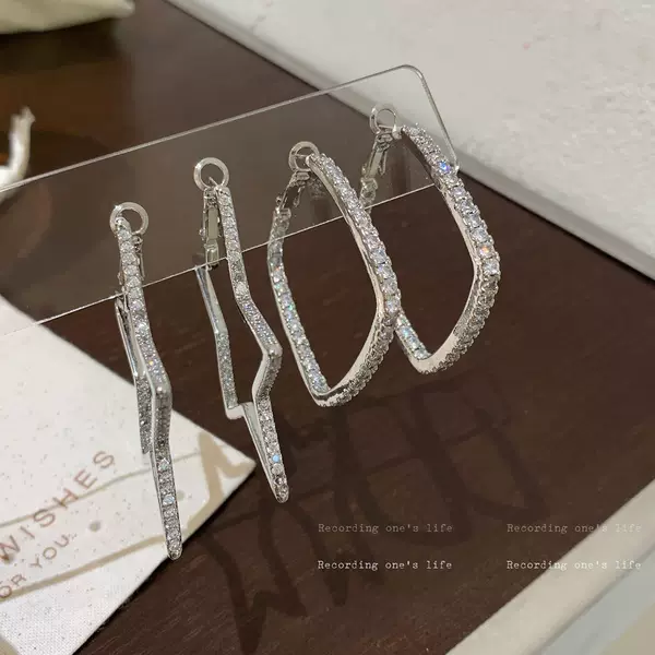 Sweet and Cool Style Diamond-Studded Star Square Copper Large Hoop Earrings for Women, Silver Needle, Light Luxury, High-End Feel, Exaggerated Design, Face-Slimming Earrings