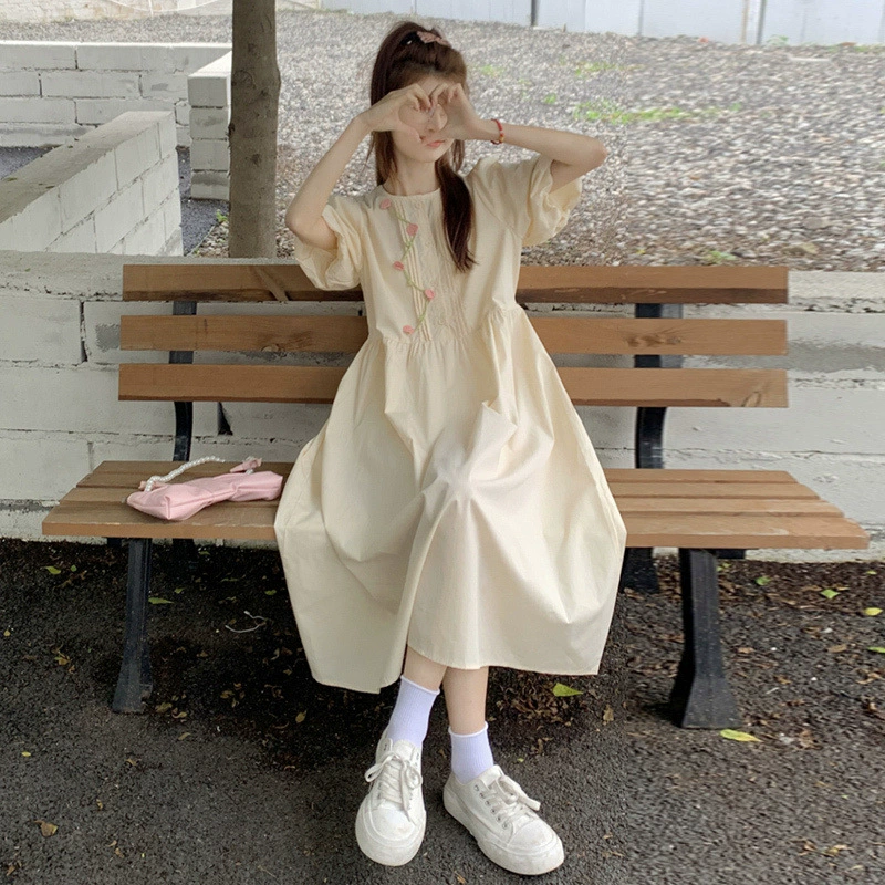 Французское платье с пышными рукавами, женское летнее платье 2025, новинка для школьниц и старшеклассниц, вышитая длинная юбка в лесном стиле