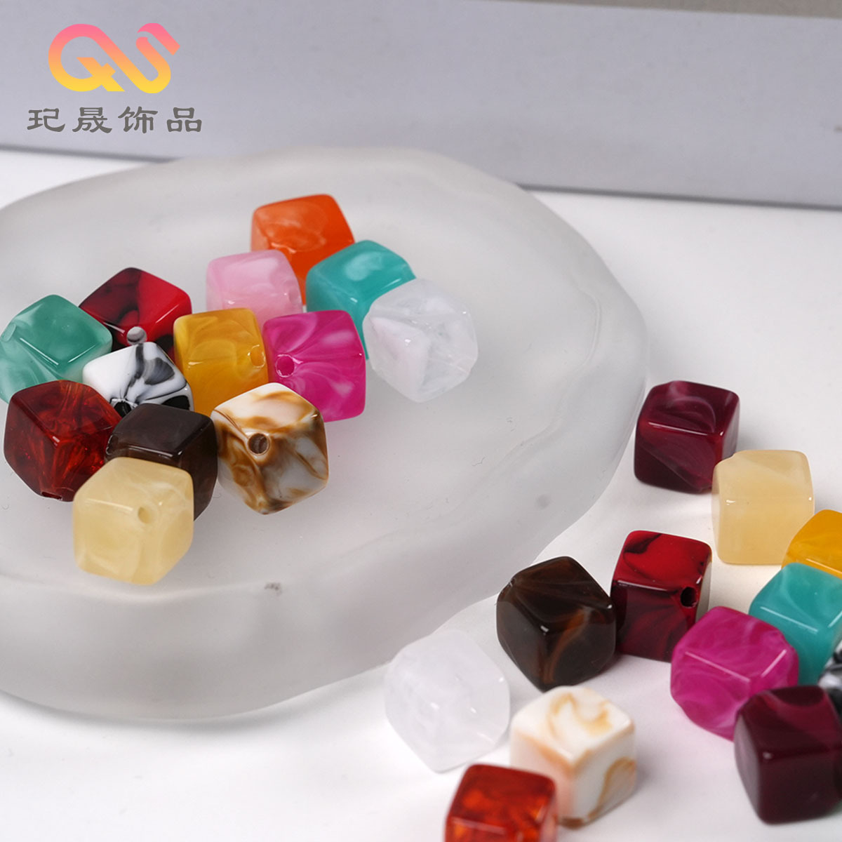 不规则双色仿玉石斜孔小方块串珠DIY手机链手串项链发绳饰品配件
