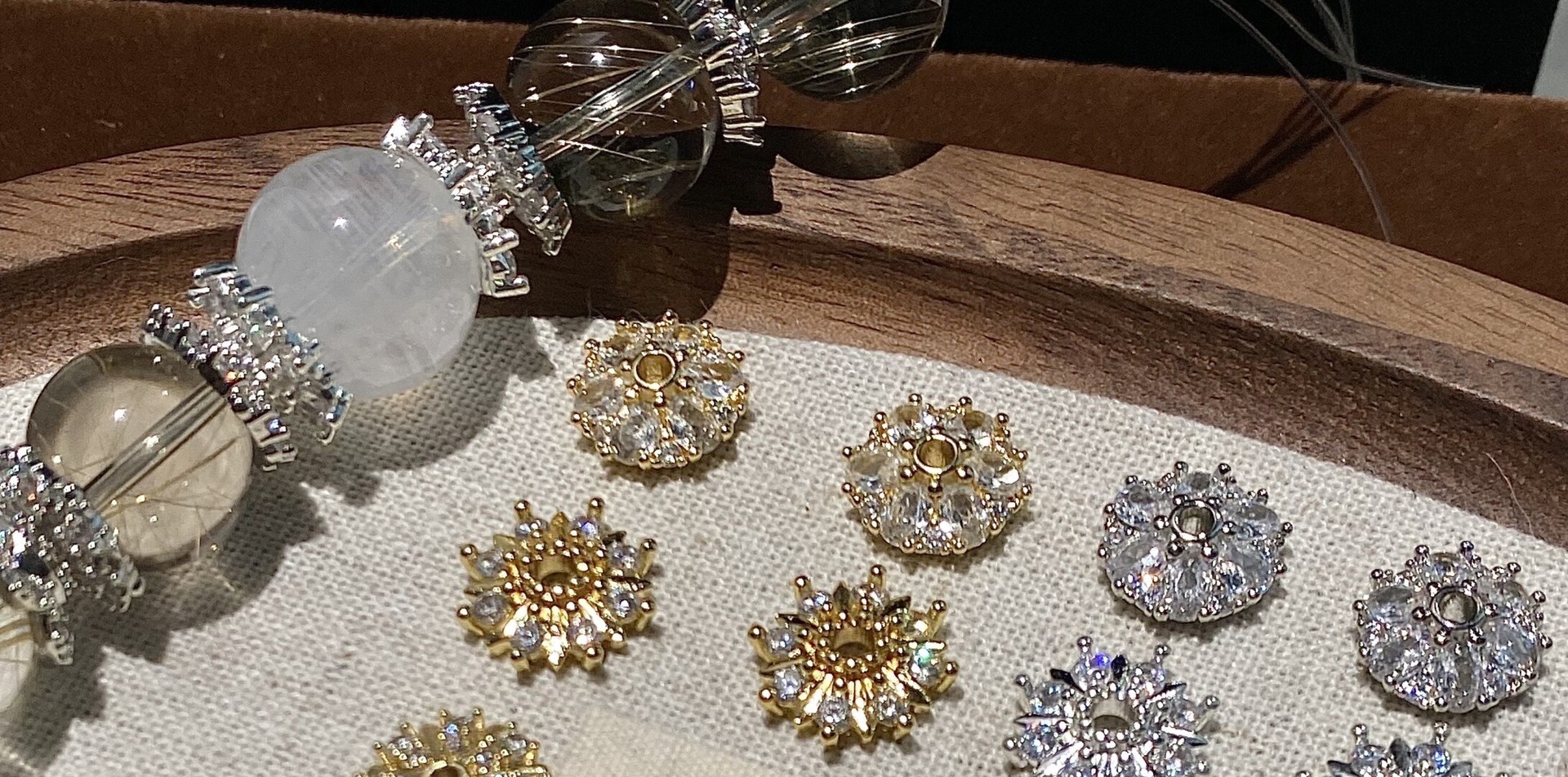 Color-Preserving 14K Gold-Filled Micro-Paved Zircon Crystal Accessories DIY Flower Tray Cap Spacer Beads Handmade Beaded Necklace Bracelet Accessories
