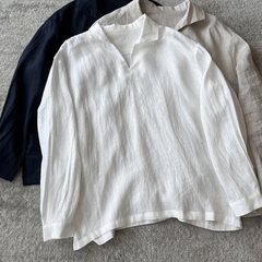 夏の男性用の純白のテンセルリネン長袖シャツ、レイジースタイル、リラックスした着用、ゆったりとしたVネック日焼け止めシャツ