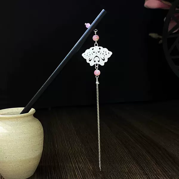 Simple wooden hairpin 5501