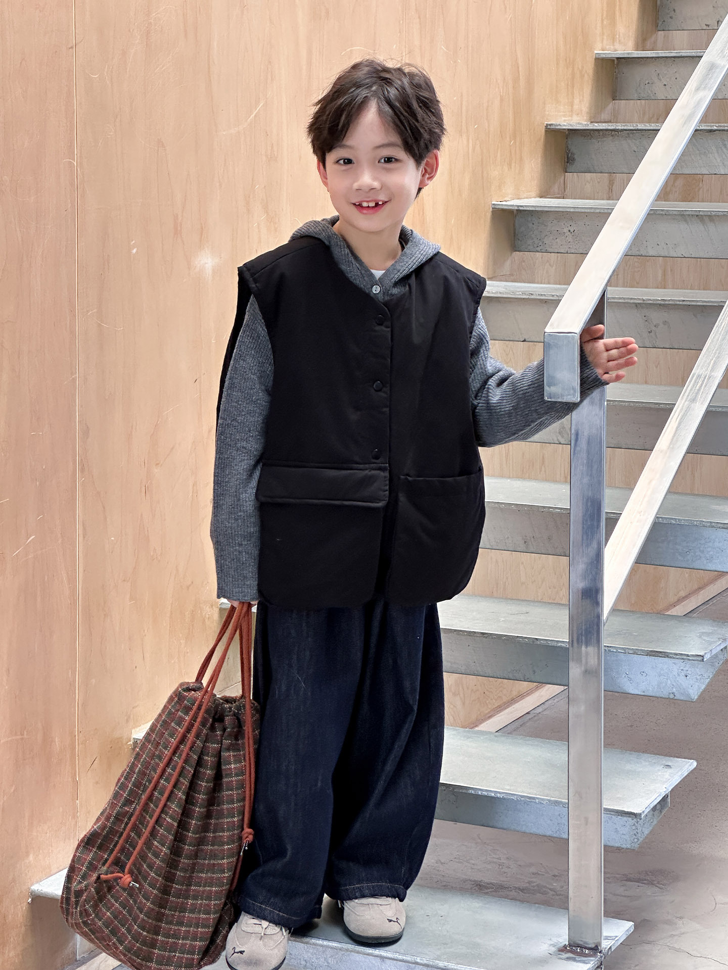 Chaleco de algodón para niños otoño y invierno 2025 ropa infantil nueva ropa de invierno de algodón para niños chaleco de aire extranjero al por mayor