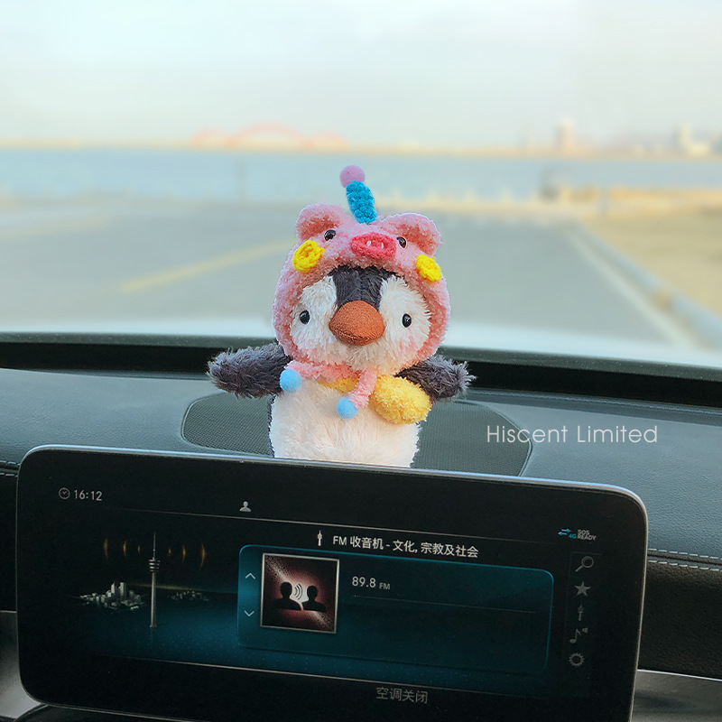 Lindo pingüino decoración de la pantalla del coche decoración del coche decoración del coche muñeca de peluche muñeca niña regalo de novia