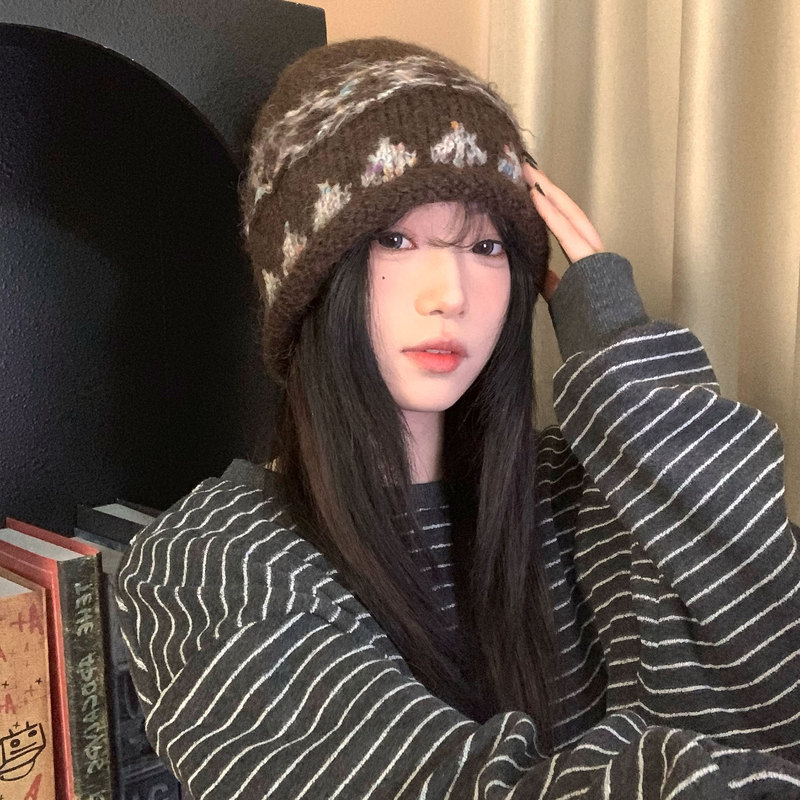 Vintage Fair Isle Knit Beanie for Women, Autumn and Winter Warmth, Face Slimming, Small Turban Hat with Rolled Edge, Cold Weather Hat Vintage Fair Isle Knit Beanie for Women, Autumn and Winter Warmth, Face Slimming, Small Turban Hat with Rolled Edge, Cold Weather Hat