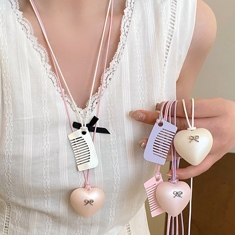 Collar de peine ovalado de color pintado en aerosol verano nuevo temperamento fresco y dulce cadena de clavícula moda de alta gama