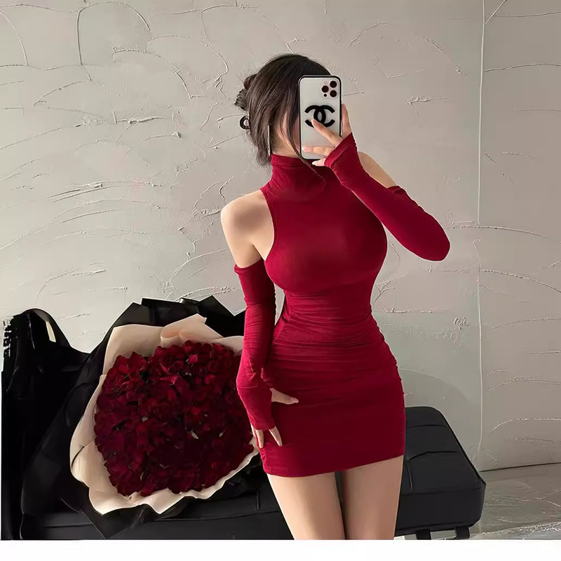 Spring Sexy High-Neck 2026 New Dress Hot Girl Sweet and Spicy Tight-Fitting Pure Desire Style Halter Neck Bodycon Skirt for Women Spring Sexy High-Neck 2026 New Dress Hot Girl Sweet and Spicy Tight-Fitting Pure Desire Style Halter Neck Bodycon Skirt for Women