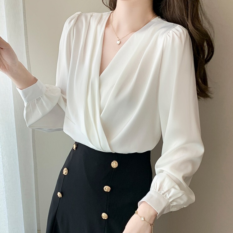 Cross-Border 2025 New Versatile V Neck Design Satin Long-Sleeved Shirt for Women with Professional Bottoming Shirt for Women