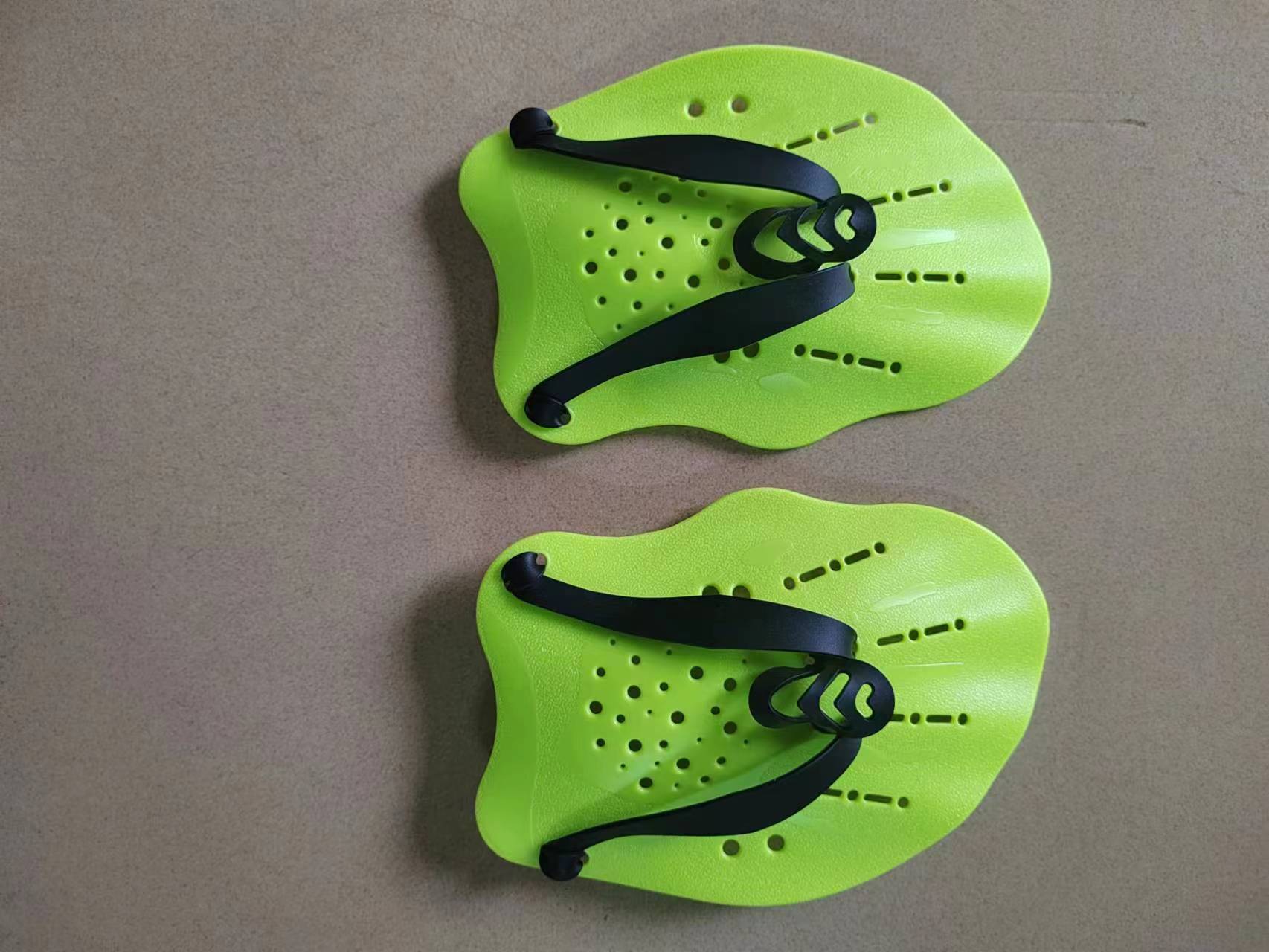 Флуоресцентный зеленый