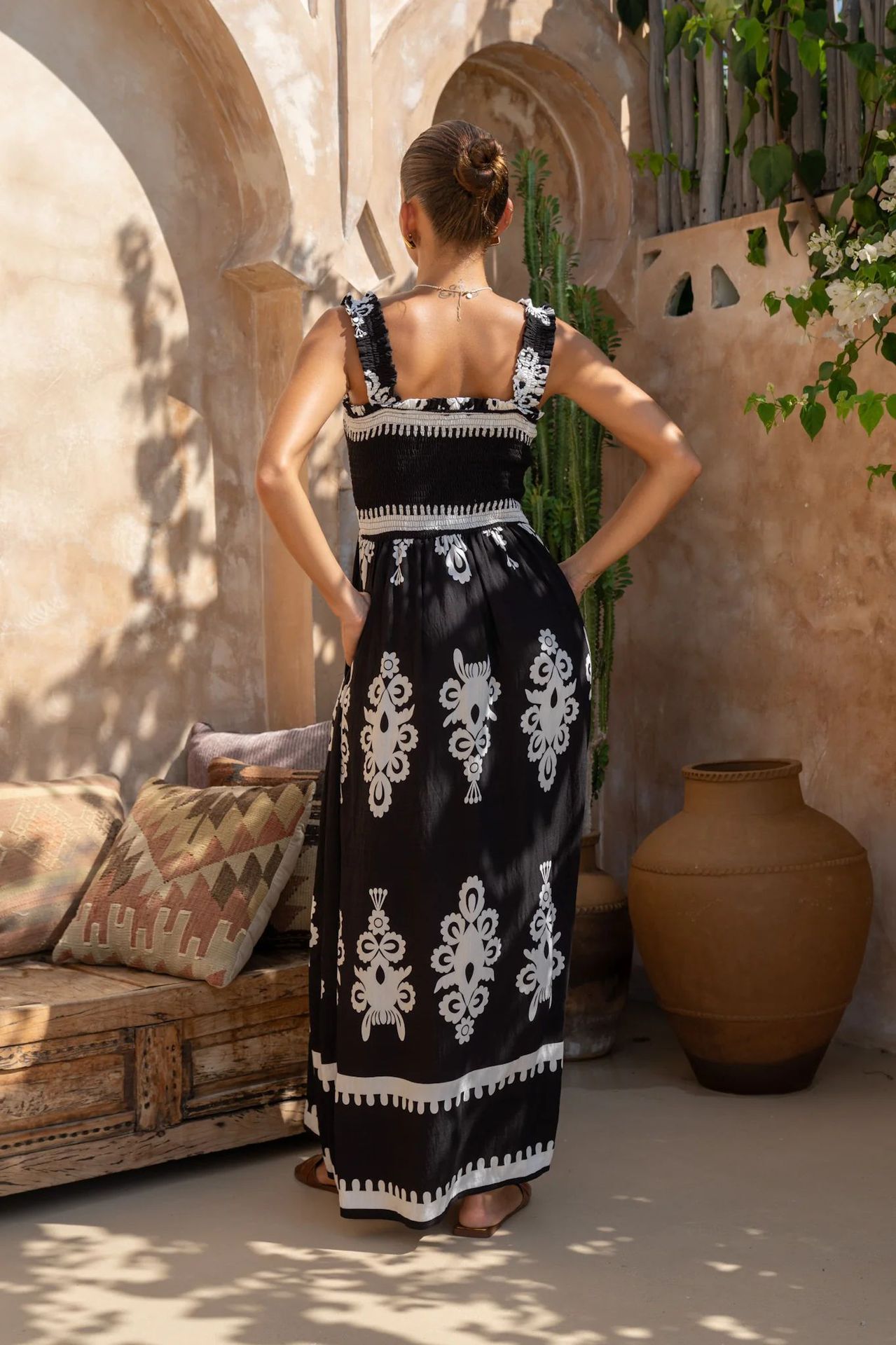 364g Weight Maxi Long Dress Dress Length Type Sleeveless Sleeve Length Strap Dress Dresses Type Polyester Fabric Type High Waist Waist Line Holiday Occasion Strap Neckline Loose Fit Type Printing Pattern 2025 Spring and Summer Season Women's Gender Elegant, Vacation Style Wholesale Women's Elegant Vacation Printing Holiday Strap Sleeveless Strap Dress 15