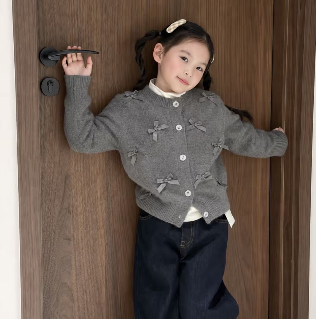 女童毛衣开衫秋装2026新款儿童时尚线衫韩版女孩冬季时髦外套洋气