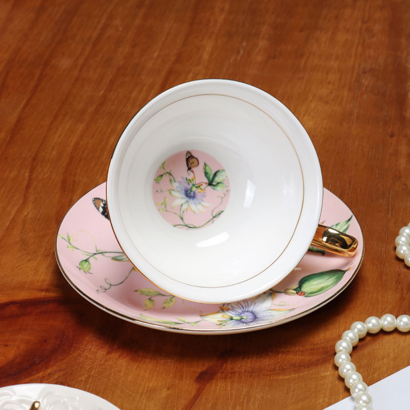 Juego de tazas y platillos de café de porcelana china de alta gama de estilo europeo, taza de té floral de cerámica francesa, caja de regalo, taza de té de la tarde exquisita