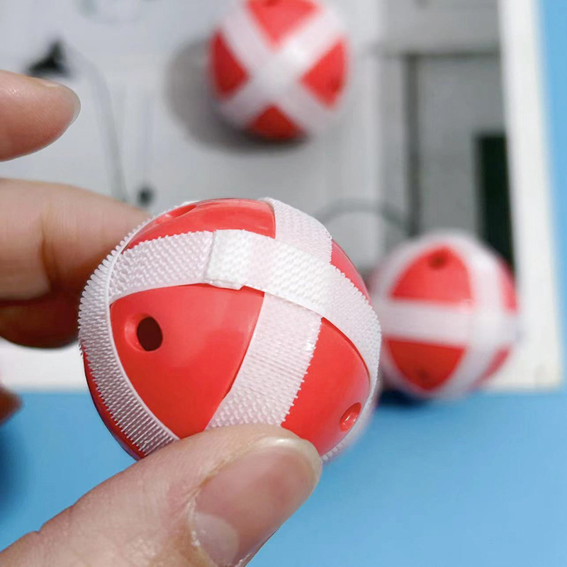 Nuevo gato juguete bola velcro bola pegajosa gato juguete bola campana sonora interactiva gato agarrar bola mascota