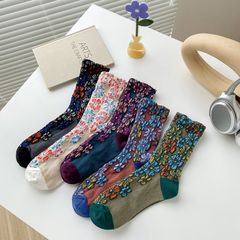 European and American Retro Women's Socks, Autumn/Winter Personality Cotton Socks, Court Style Floral Socks, Korean Version Ethnic Style Mid-Calf Casual Socks