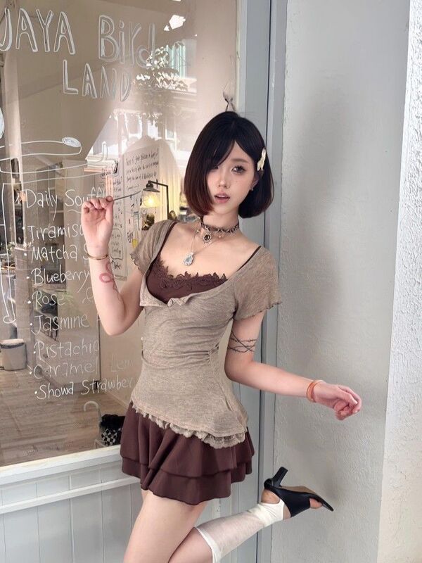 Hot Girls Wear a Complete Set of Women's Summer Short Blouses, Pinch-Waist Slimming Design Dresses, and a Beautiful Two-Piece Set