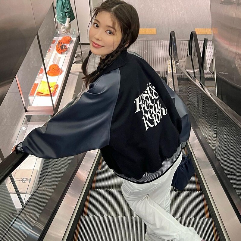 2026 Spring New Korean Niche Rr Kim Yerim Embroidered Loose Color-Blocking Jacket Baseball Uniform Jacket for Men and Women 2026 Spring New Korean Niche Rr Kim Yerim Embroidered Loose Color-Blocking Jacket Baseball Uniform Jacket for Men and Women