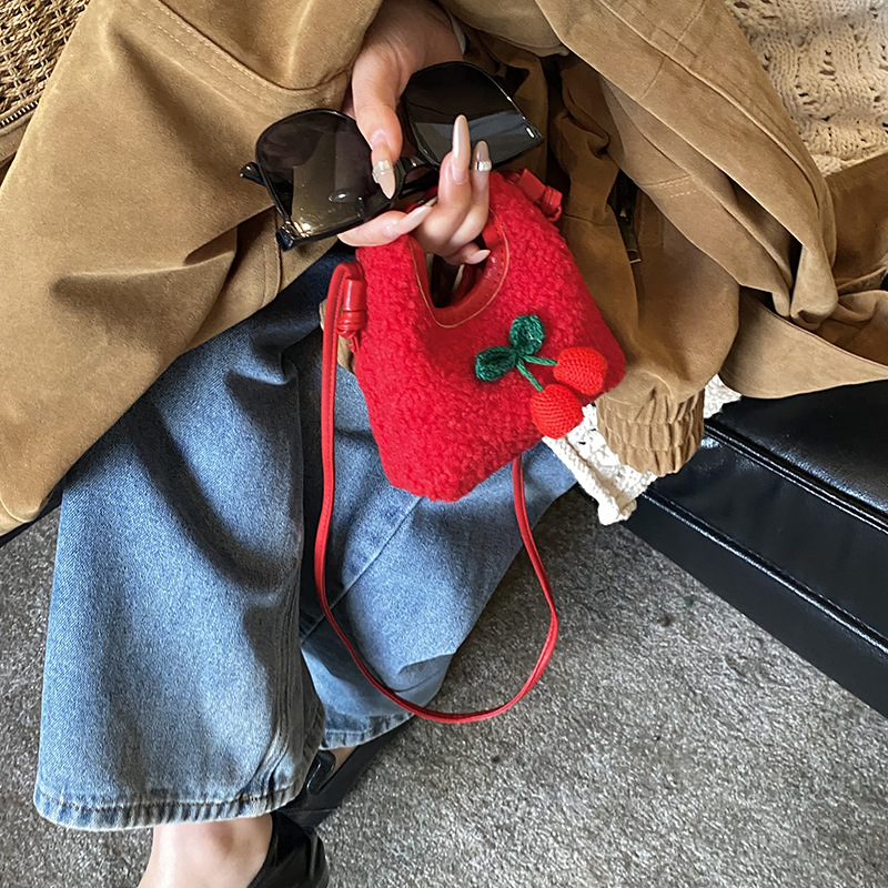 Dulce y fresco pequeño bolso de hombro de cereza para hombres y mujeres, mini bolso de bebé lindo 2026 nuevo bolso para niños