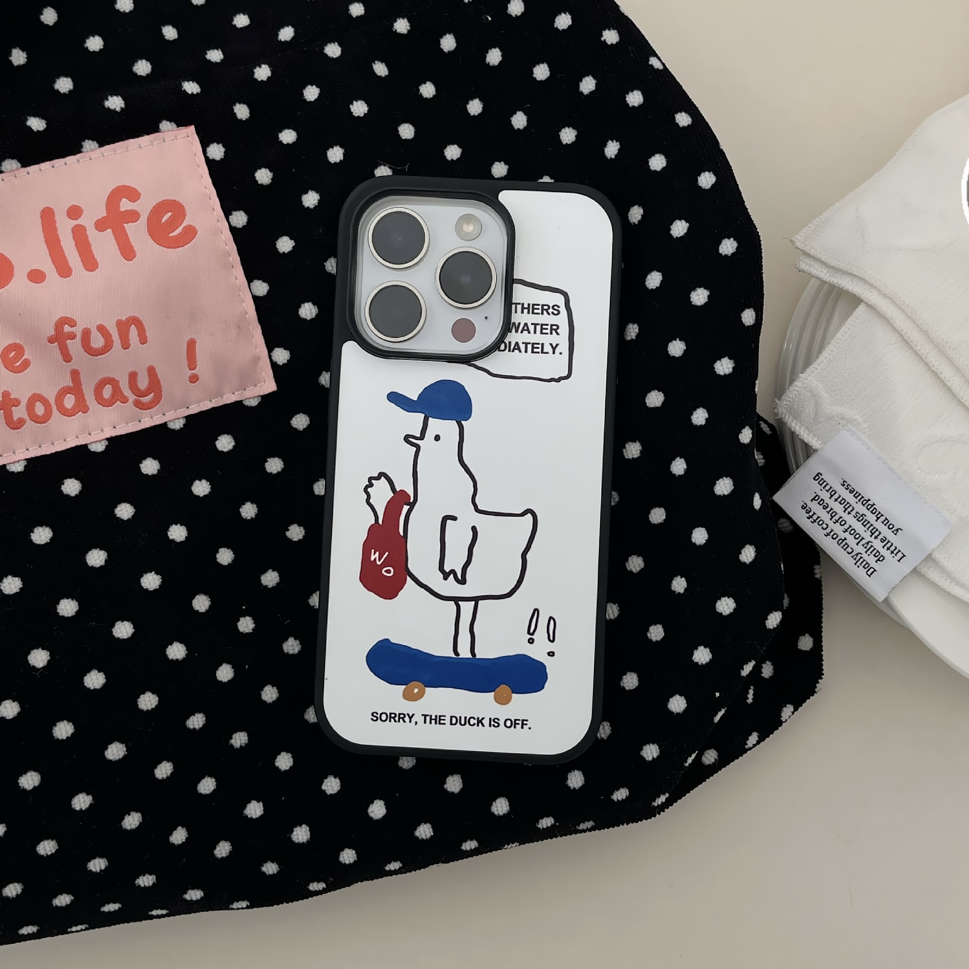 Dibujos animados de nicho Graffiti elefante para Apple 16ProMax funda para teléfono móvil 15Pro Hongos rojos 14/13 Mujer 15PM