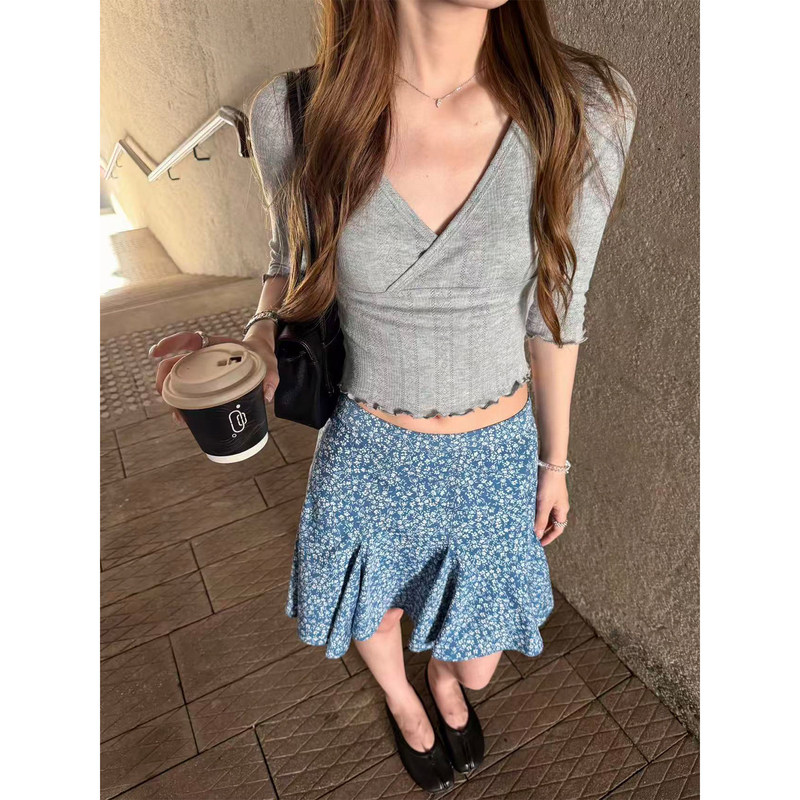 Yookson Light Oxygen Soft First-Impression Beauty Korean Style Gentle Cross-Neck Ruffled Slim-Fit Mid-Sleeve Top Yookson Light Oxygen Soft First-Impression Beauty Korean Style Gentle Cross-Neck Ruffled Slim-Fit Mid-Sleeve Top