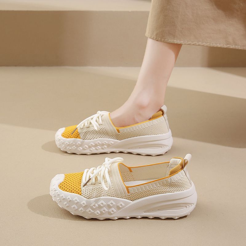 Old Beijing Cloth Shoes for Women, Summer Breathable Mesh Shallow Mouth Slip-On Shoes for Mothers, Soft Sole Comfortable Slip-On Fly-Knit Mesh Shoes