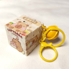 【龙虾扣】卡通魔方钥匙扣卡皮巴拉小魔方挂件挂饰义乌工厂批发