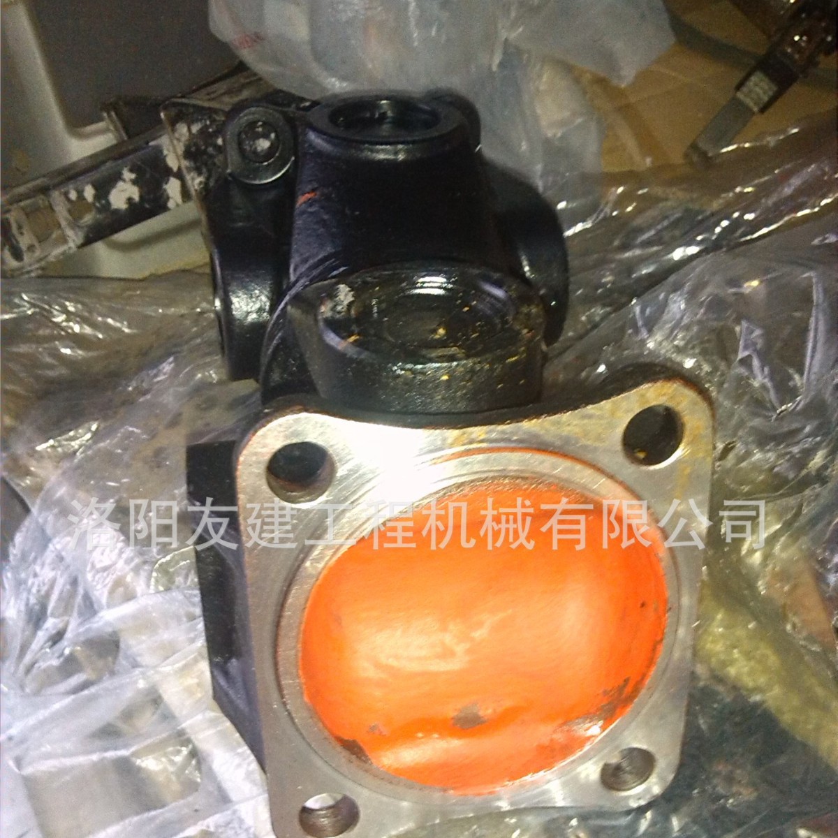 中国一拖东方红CPCD50叉车配件变速箱到前桥传动轴