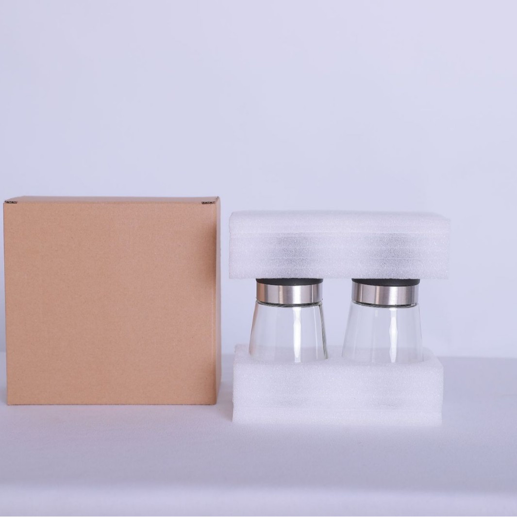 Venta al por mayor manual japonés hogar de acero inoxidable molinillo de pimienta vidrio suministros de cocina artefacto tanque de condimento portátil