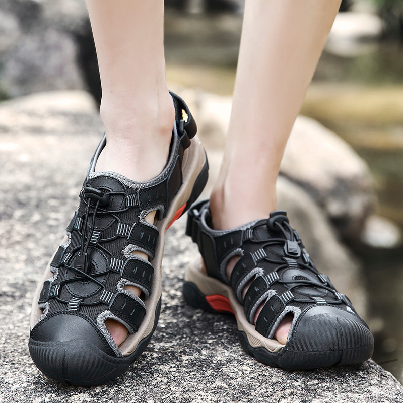 Nieuwe zomercollectie gesloten schoenen voor heren, strandschoenen en casual outdoorschoenen met open neus, grote maten voor heren, van Jinjiang Big Factory._voghion.com