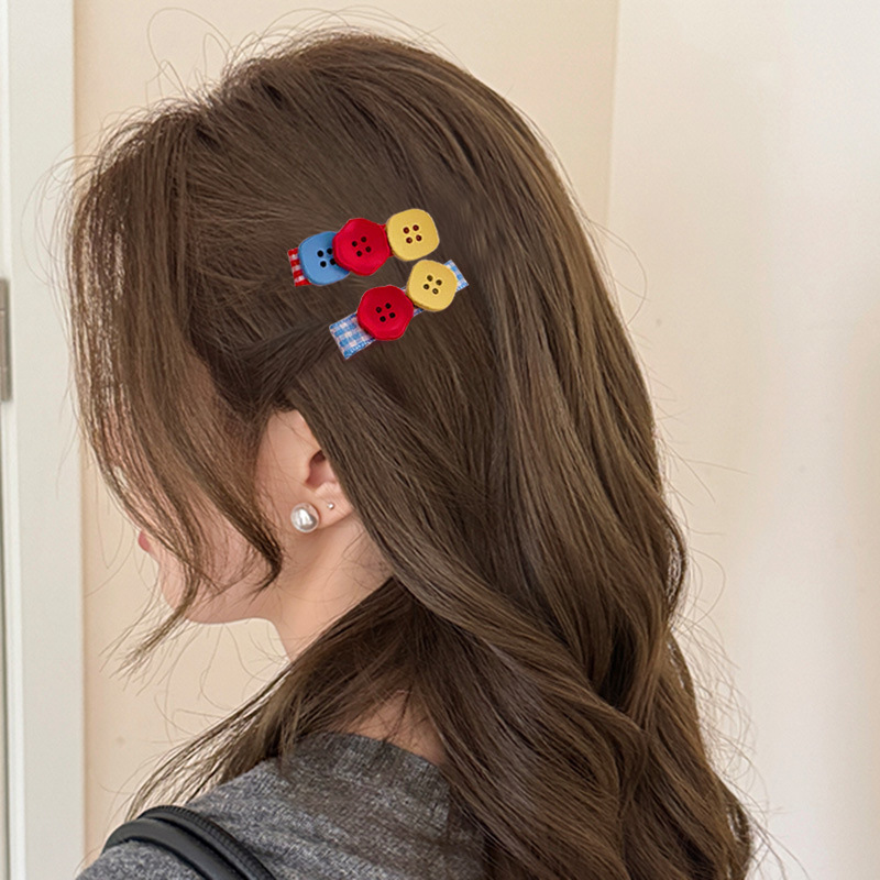 Simple Red and Blue Button Plaid Hairpin for Women, Personalized Apple Side Hairpin for Students, Cute Hair Accessories, Color Matching Headwear