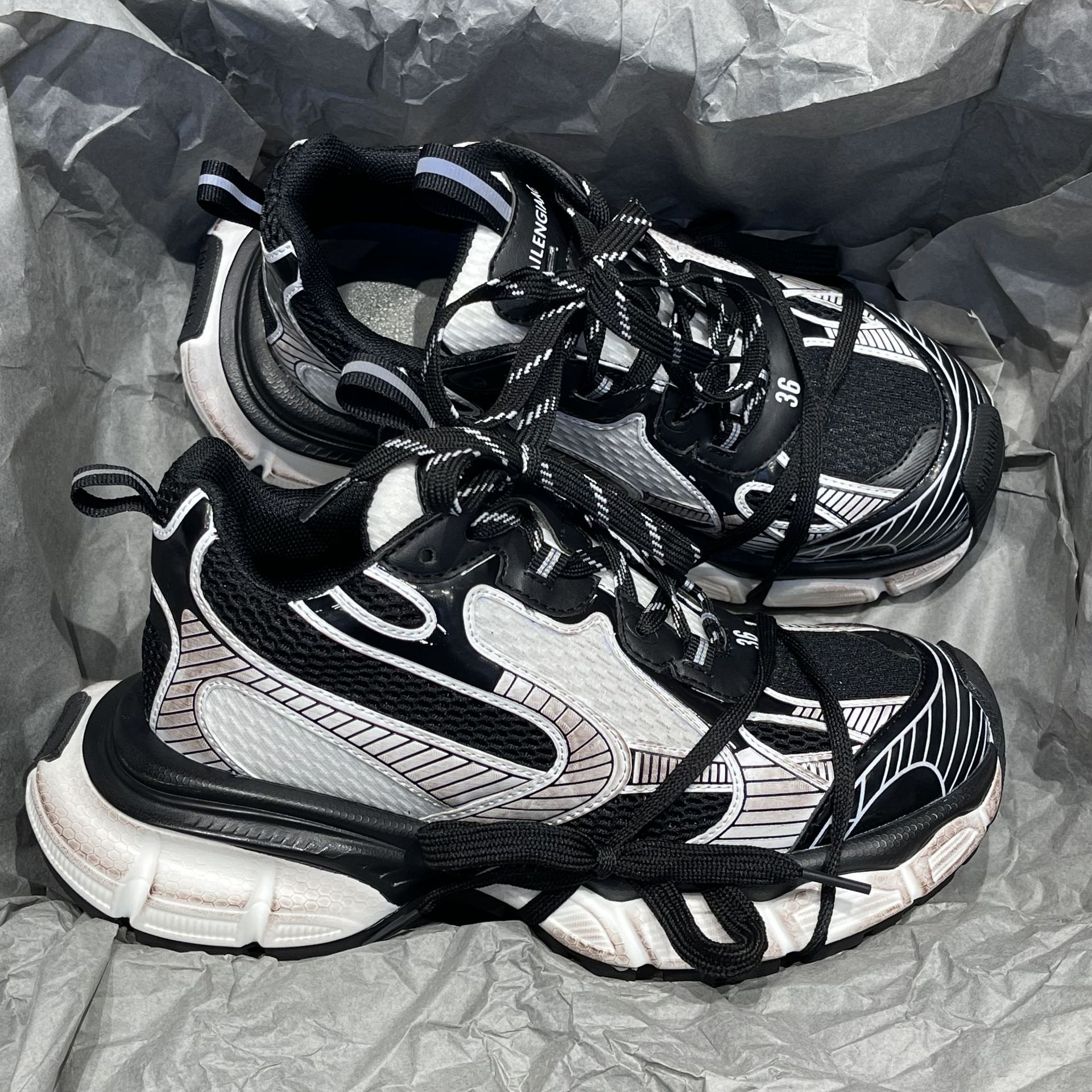 2023 New Parisian Daddy Shoes, Taller, Platform Sneakers, Casual, Distressed, retro, couples, men's and women's shoes_voghion.com