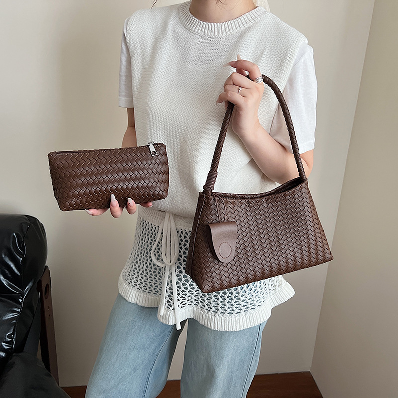 Woven Pattern Handbag For Women 2025 New Large Capacity Mother-Daughter Stylish Versatile Shoulder Underarm Tote Bag_voghion.com