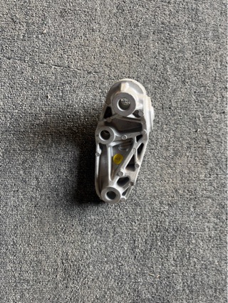 Id4 Rear Motor Mounting Bracket 1Ed599125A