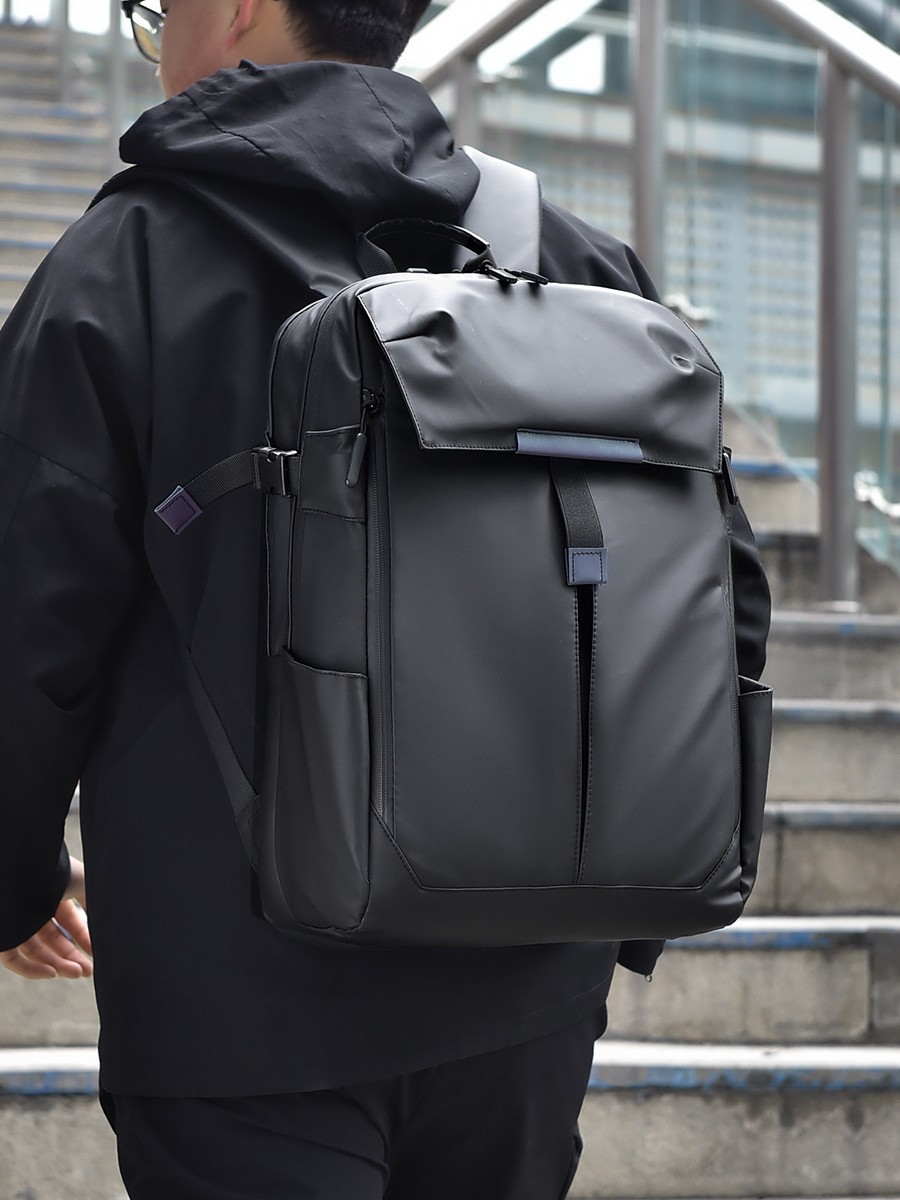 Mochila de moda película impermeable de cuero hombre al aire libre locomotora bolsa deportiva de viaje bolso de baloncesto multifuncional