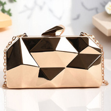 ��ɫ�׺��������b�������|��������r�Ђ��Լ�ɫб��������μ��