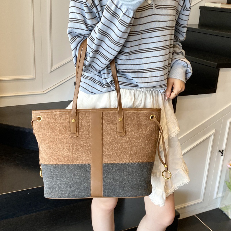 Bolso tote retro estilo Hong Kong 2025 verano nuevo estilo bolso femenino moda color contraste bolso de hombro de mezclilla de gran capacidad