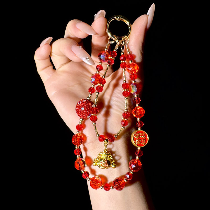 Niche Light Luxury Exquisite Crystal Phone Chain High-End Bag Keychain Lanyard Pendant Phone Anti-Drop Accessory for Women