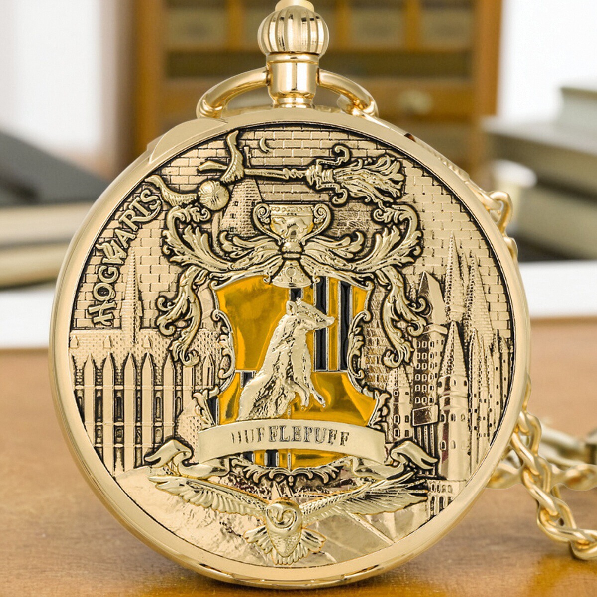New Product Creative Music Box Music Pocket Watch Harry Potter's Hufflepuff House Glue Pocket Watch Quartz Hanging Watch