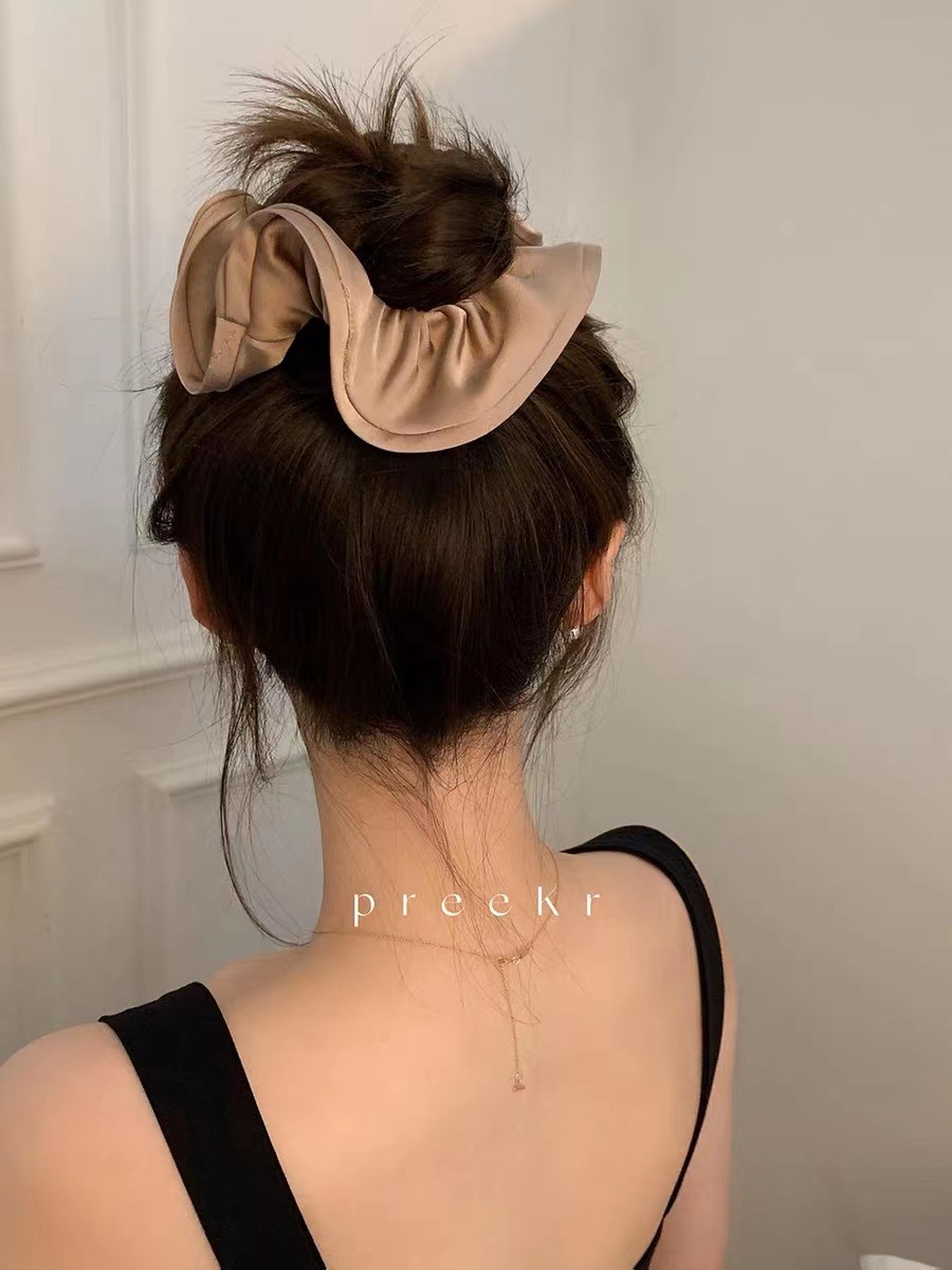 Daily Occasion Fashion Solid Color Cloth Pleated Hair Tie 1 Piece