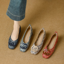 2025春款双G扣多色可选单鞋女简约百搭浅口套脚瓢鞋女时装豆豆鞋