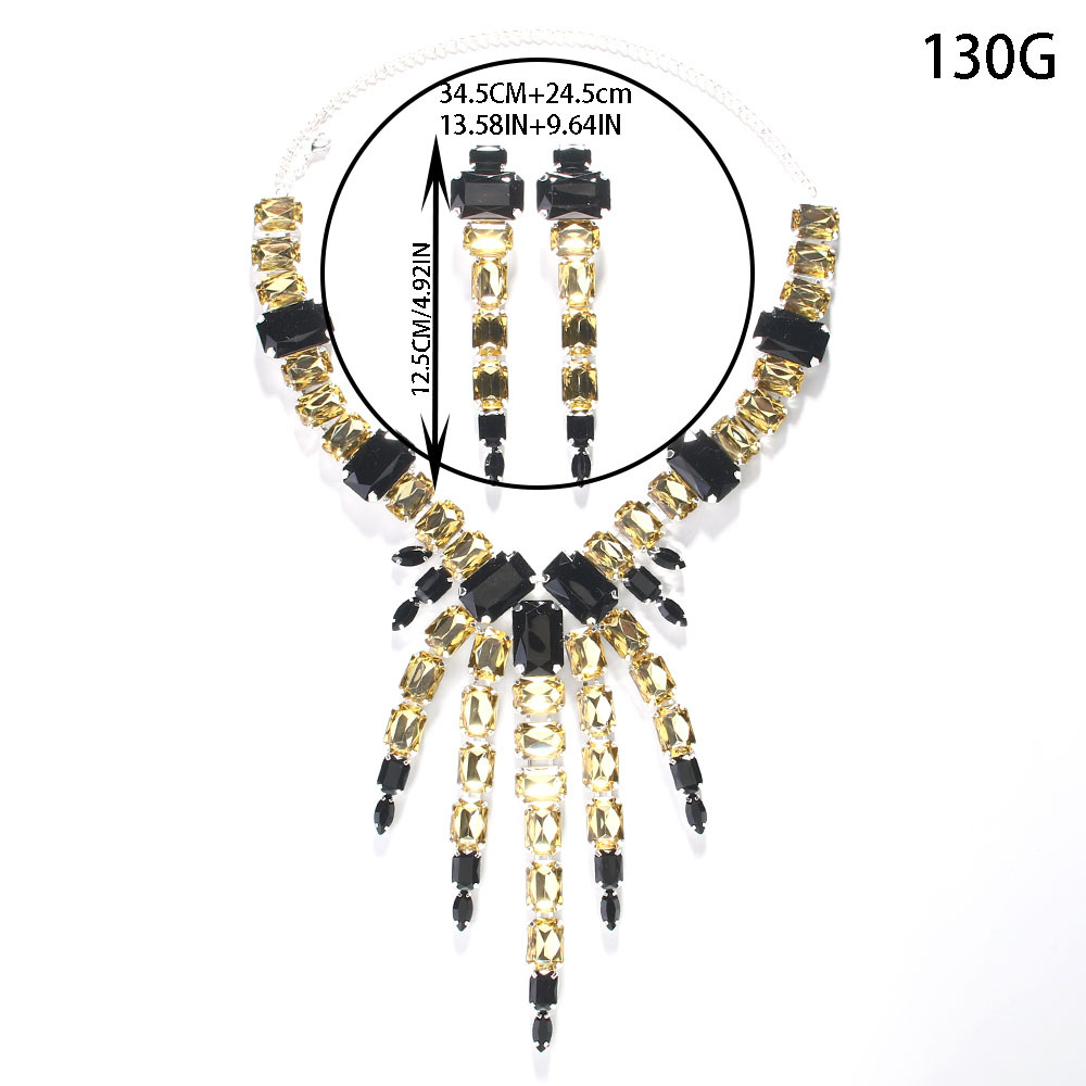 AliExpress Venta caliente traje de joyería exagerada borla collar pendientes pasarela joyería para las mujeres conjunto de joyas