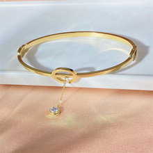 ���P����Ʒ�W���r�н������֭hŮ�僽���ɫ�����C���l