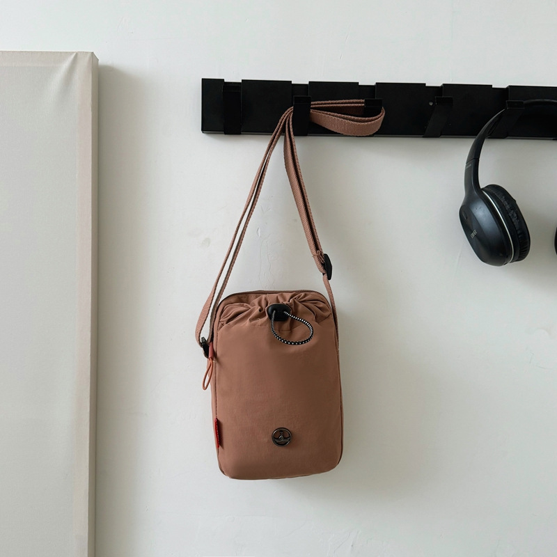 Nuevo bolso cruzado, bolso multifuncional para teléfono móvil, bolso de hombro informal impermeable, bolso para botella de agua, bolso para taza de agua para deportes y fitness para mujer