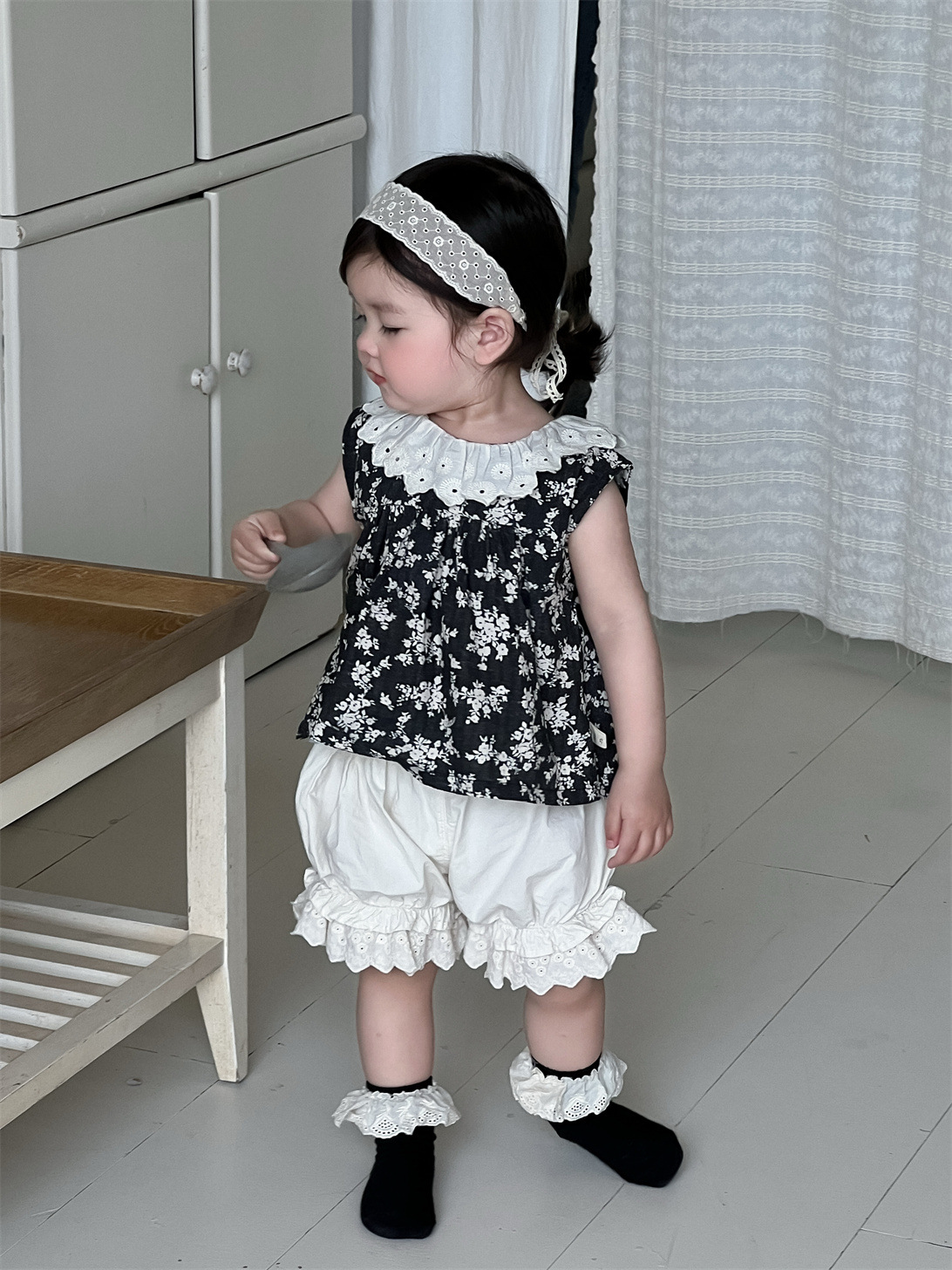 Ropa de verano fina para niñas 2026, nueva camisa floral de estilo coreano con encaje y pantalones cortos para niñas image 6