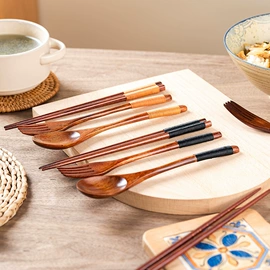 勺、调羹;碗;烹饪勺铲